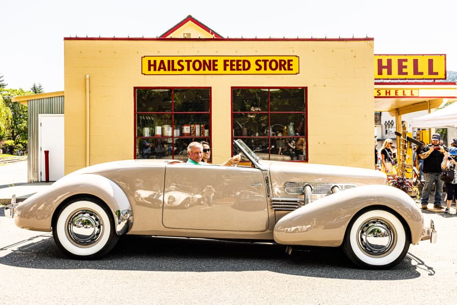 Fenders on Front Street Classic Car Show