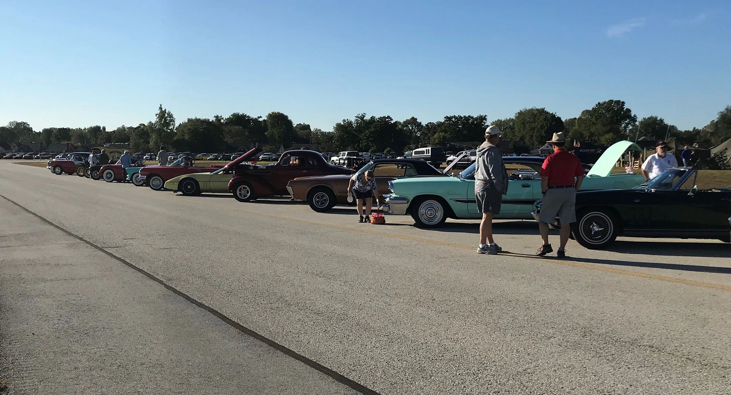 Cruisin Buds Tavern Jeffersontown