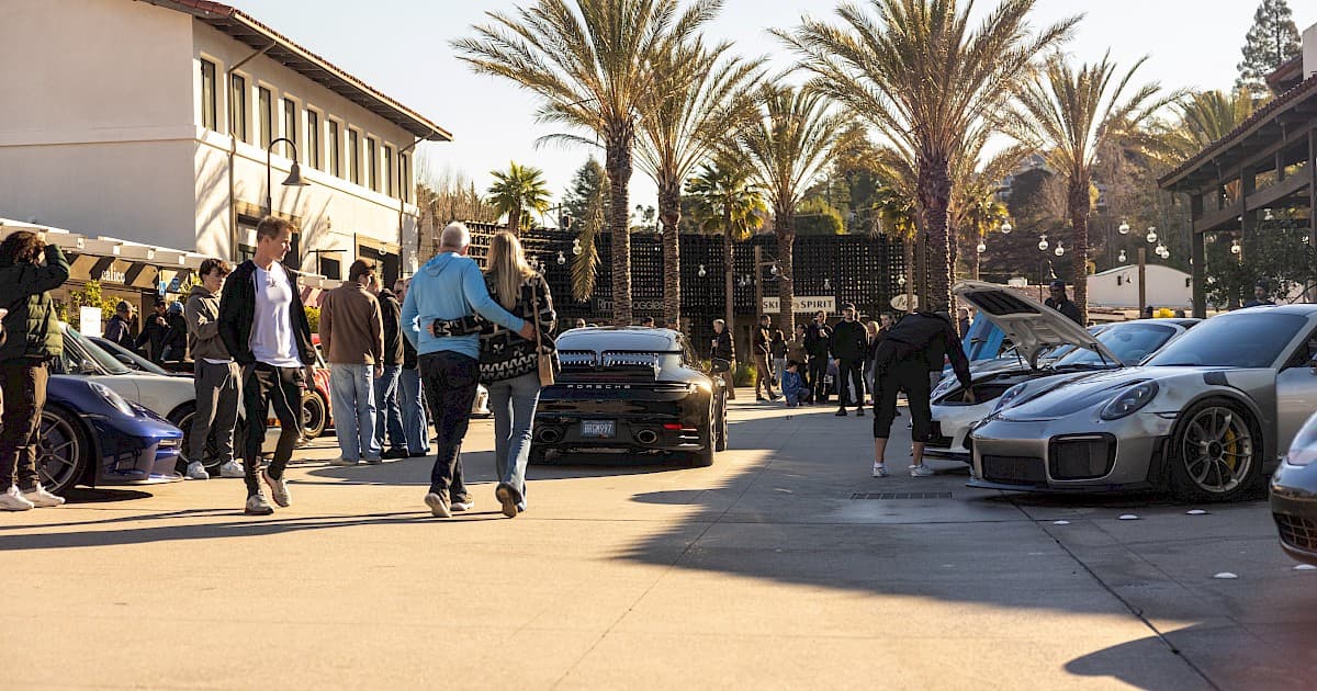 Marin's Motor Social at Strawberry Village