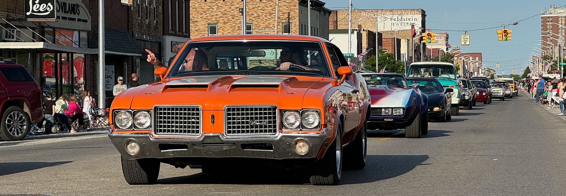 Ludington Street Cruise