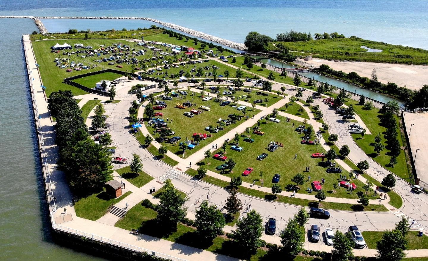 Mel's Concours Car Show