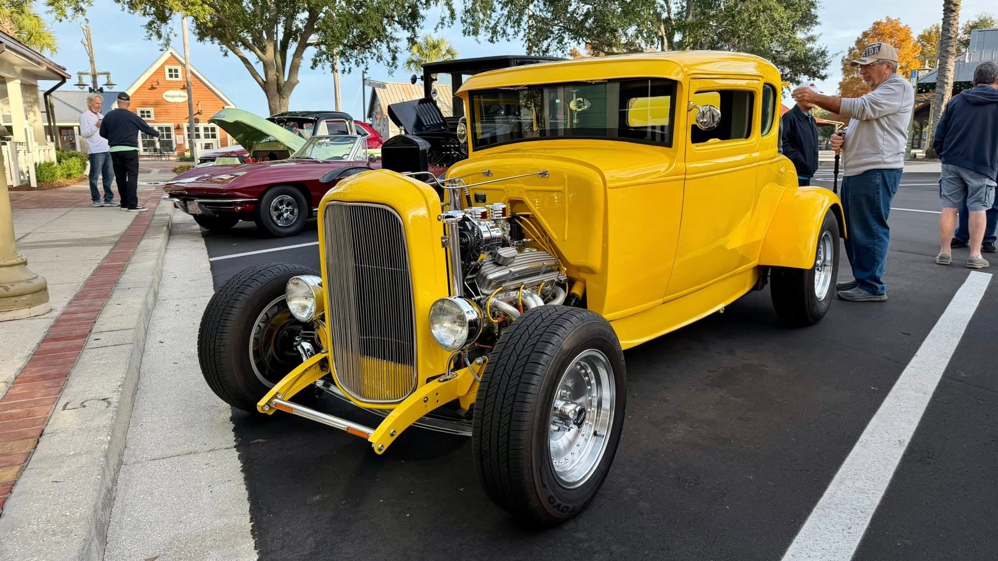 Market of Marion Car Show