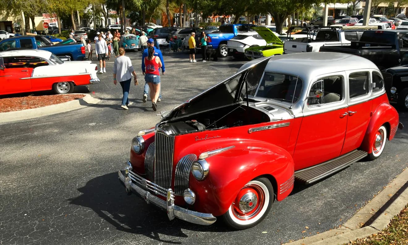 Dixie Cruisers Cruise In